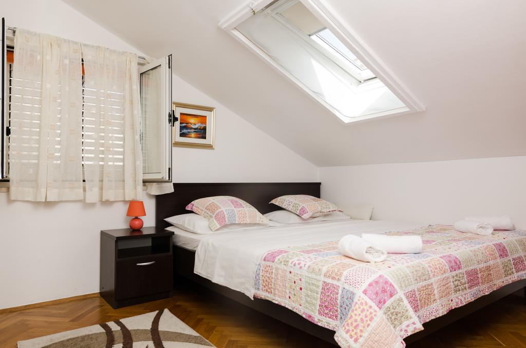 Apartment Mala Ana ดูบรอฟนิก ภายนอก รูปภาพ